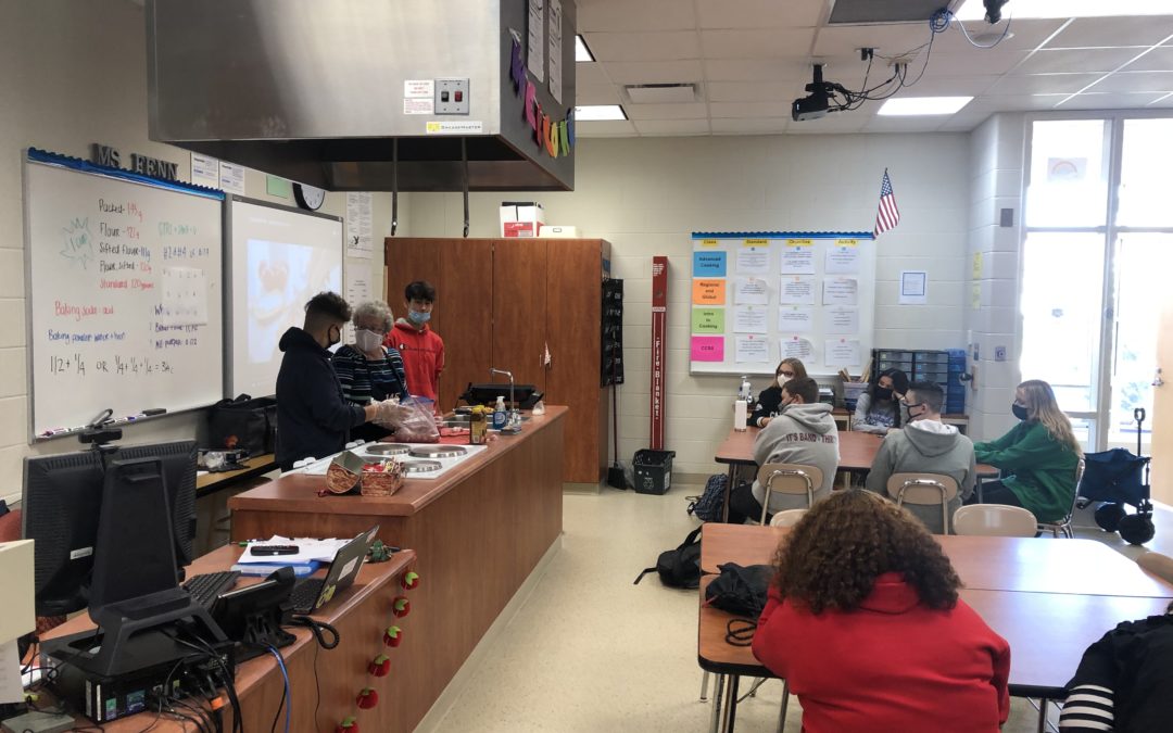 Ohio Pork Council Visits RHS Cooking Classes