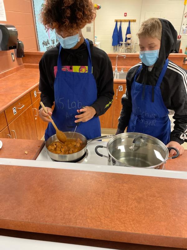 Culinary Class at RHS Teaches Useful Life Skills